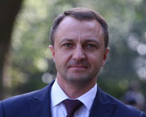 Сфера обслуговування повинна перейти винятково на державну мову - Тарас Кремінь