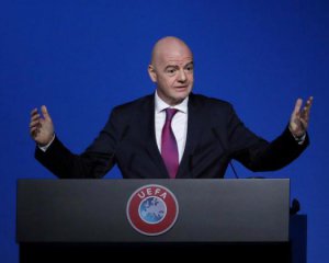 Глава ФІФА захворів на коронавірус