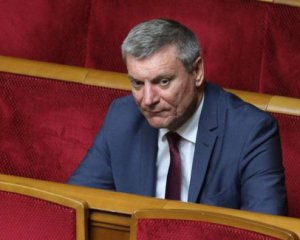 Уруський провалив реформу ОПК та проект з виготовлення кисневих концентраторів для хворих COVID-19 - ЗМІ